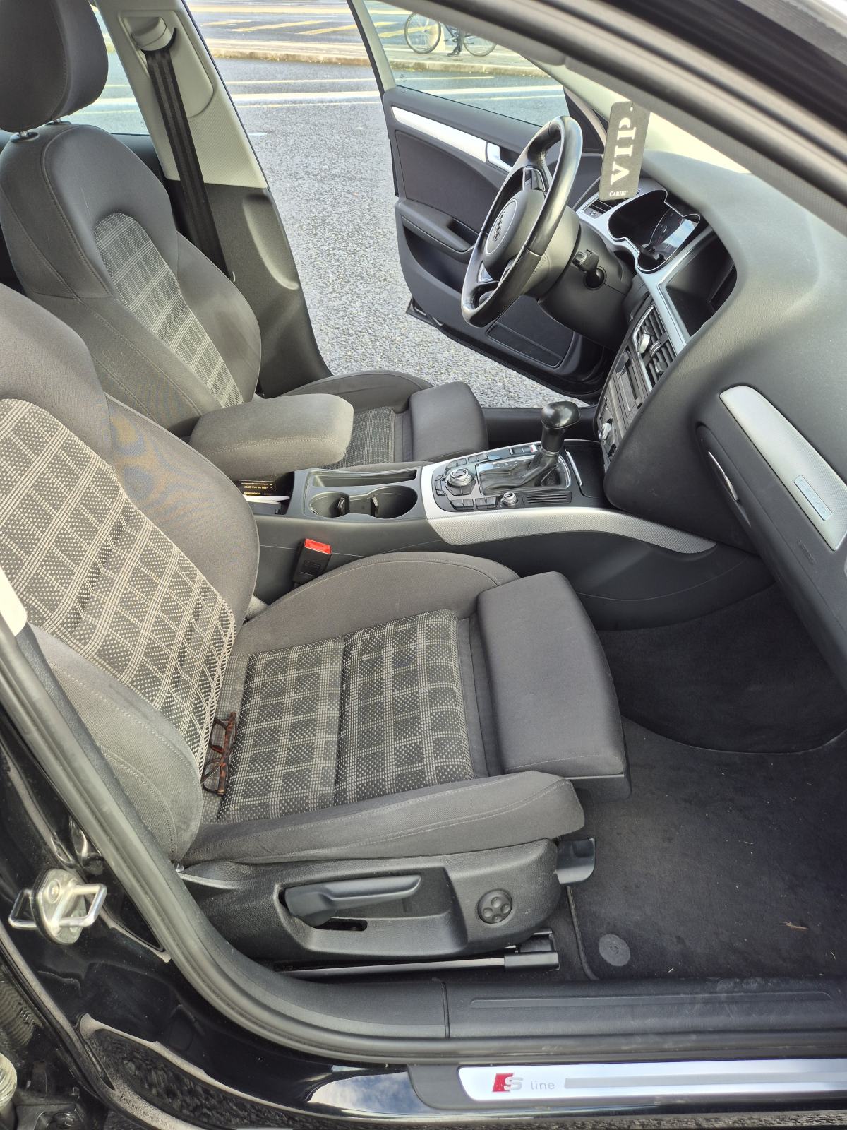 Audi A4 Avant 2,0 TDI B8.5 2xSline, fotografija 13