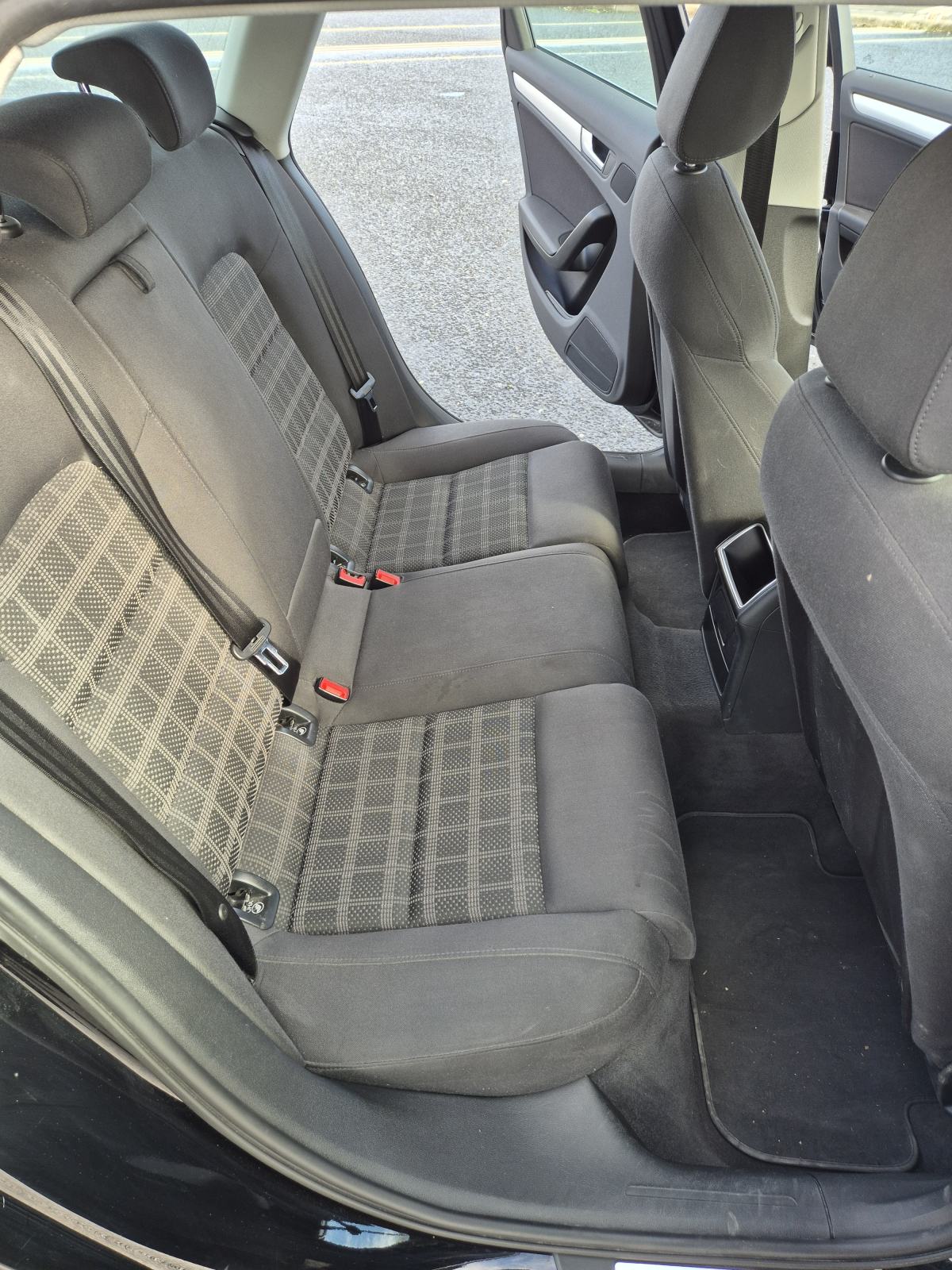 Audi A4 Avant 2,0 TDI B8.5 2xSline, fotografija 10