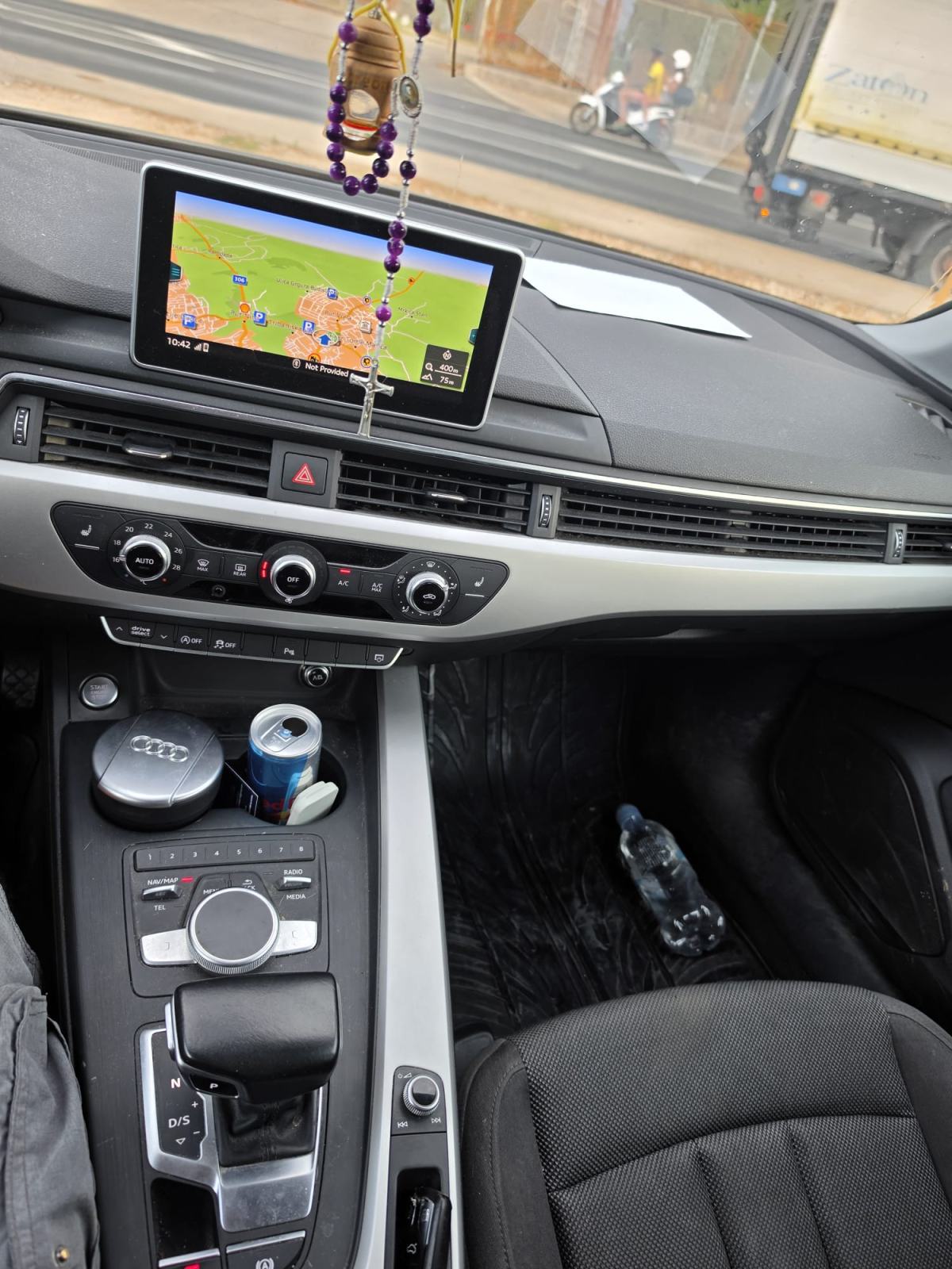 Audi A4 Avant 2,0 TDI B9-140Kw-IZVRSNO STANJE-VIRTUAL COCKPIT-reg05/27, fotografija 12
