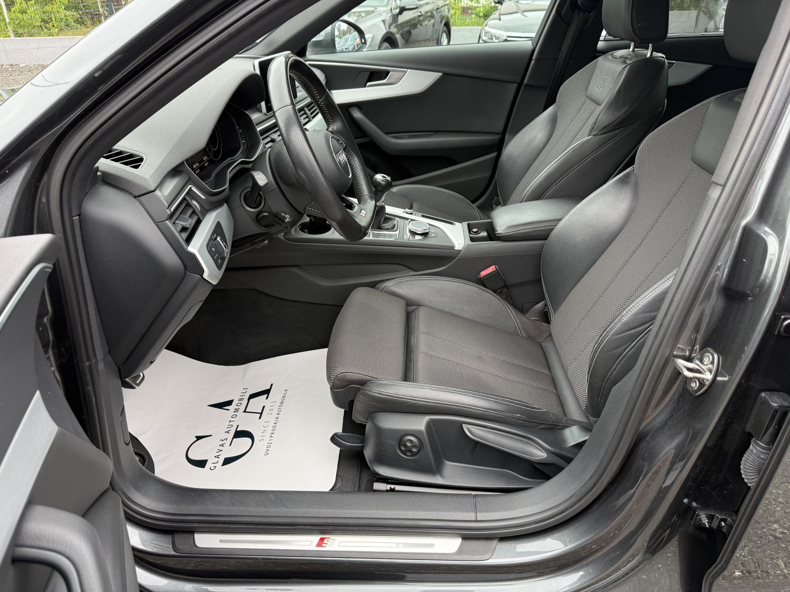 Audi A4 Avant 2,0 TDI S-Line,NAVI,VIRTUAL,ALU 18",JAMSTVO,TOP STANJE!!, fotografija 12