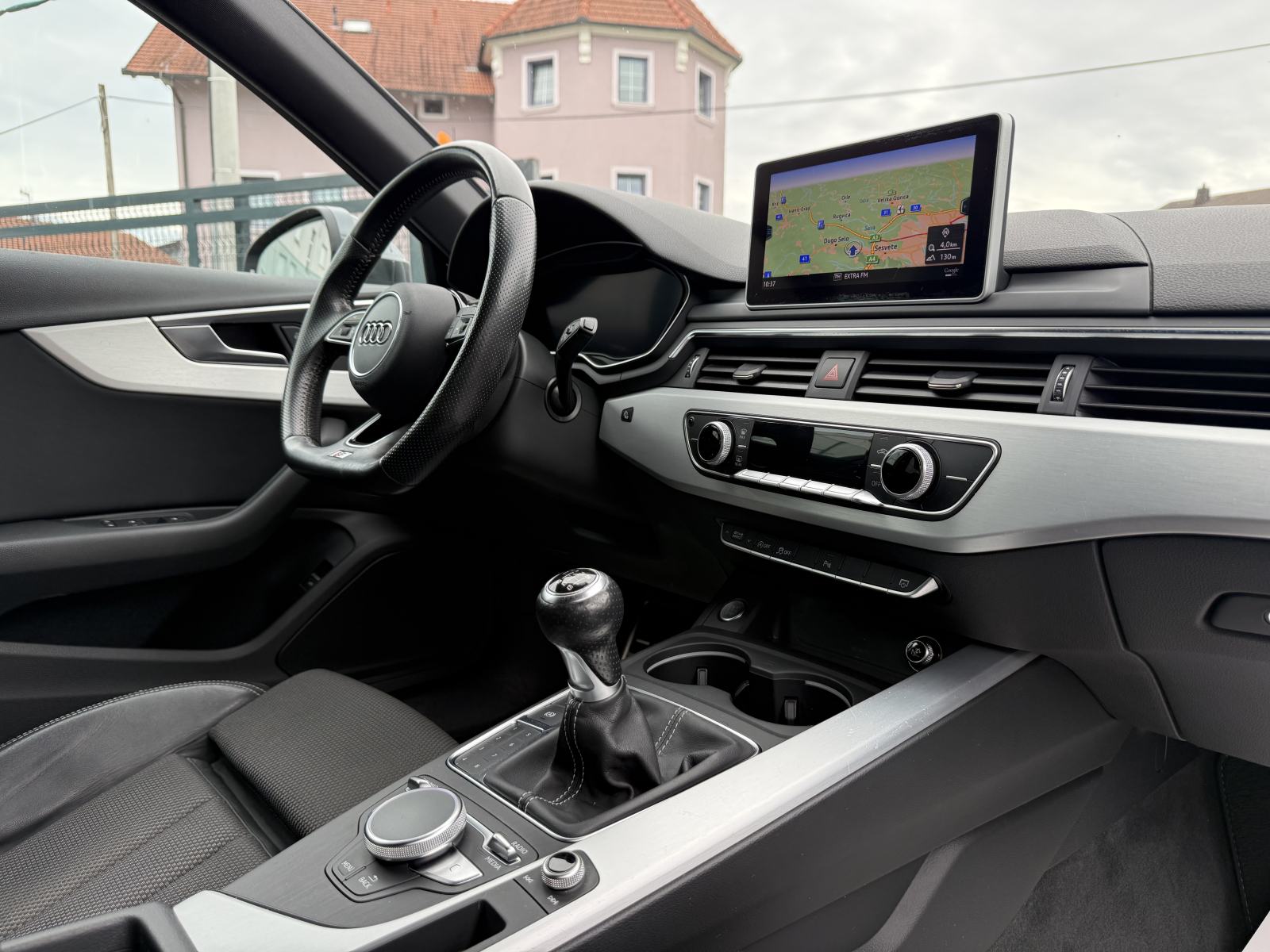 Audi A4 Avant 2,0 TDI S-Line,NAVI,VIRTUAL,ALU 18",JAMSTVO,TOP STANJE!!, fotografija 19