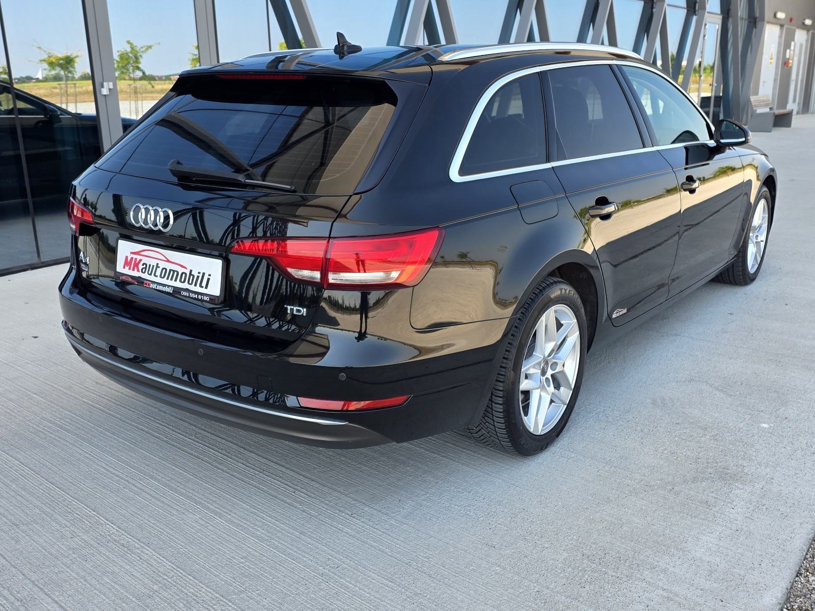 Audi A4 Avant 2,0 TDI S LINE,NAVI,VIRTUAL,KAMERA,107 T.K.M, fotografija 6