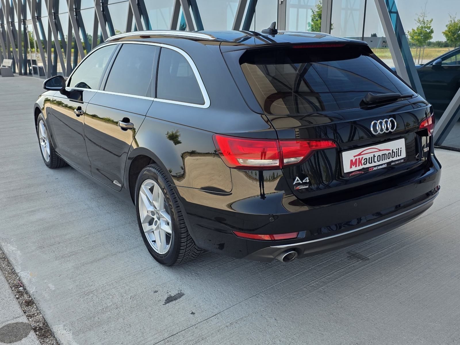 Audi A4 Avant 2,0 TDI S LINE,NAVI,VIRTUAL,KAMERA,107 T.K.M, fotografija 4