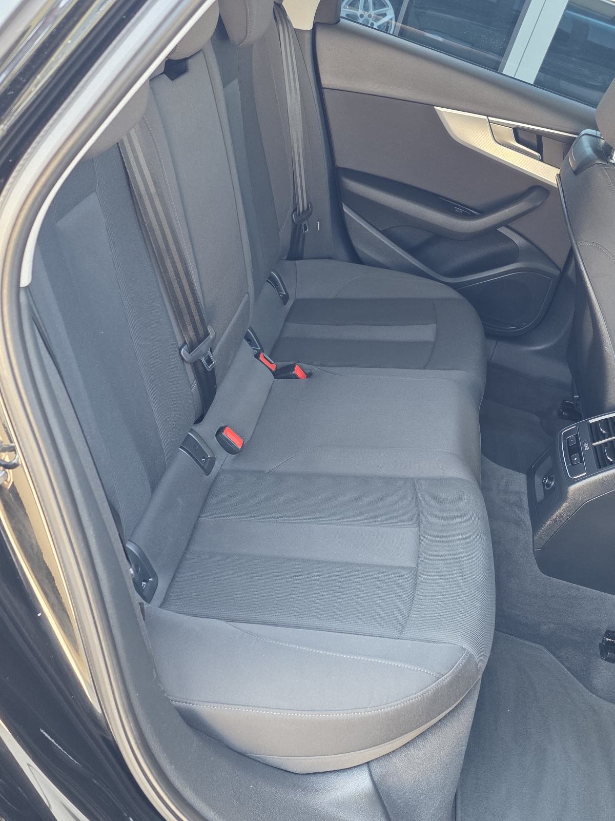 Audi A4 Avant 2,0 TDI S LINE,NAVI,VIRTUAL,KAMERA,107 T.K.M, fotografija 10