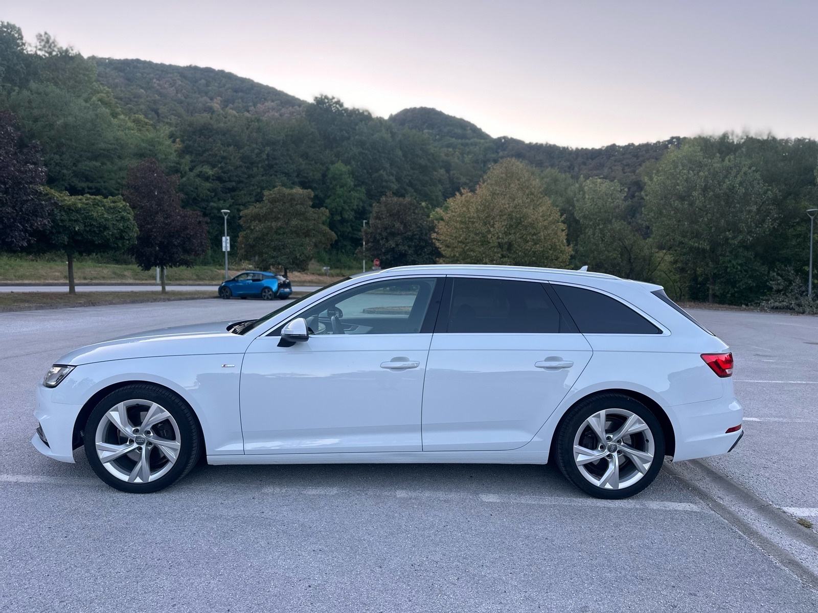 Audi A4 Avant 2,0 TDI S-Line, fotografija 4