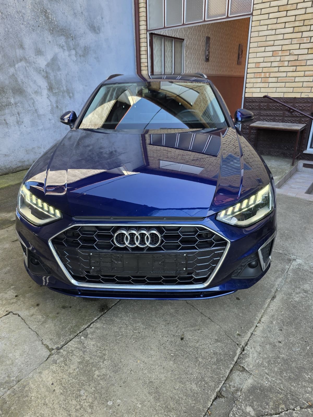 Audi A4 Avant 30 TDI S-Line Ext. S-tronic / Matrix / Head-up / Virtual, fotografija 3