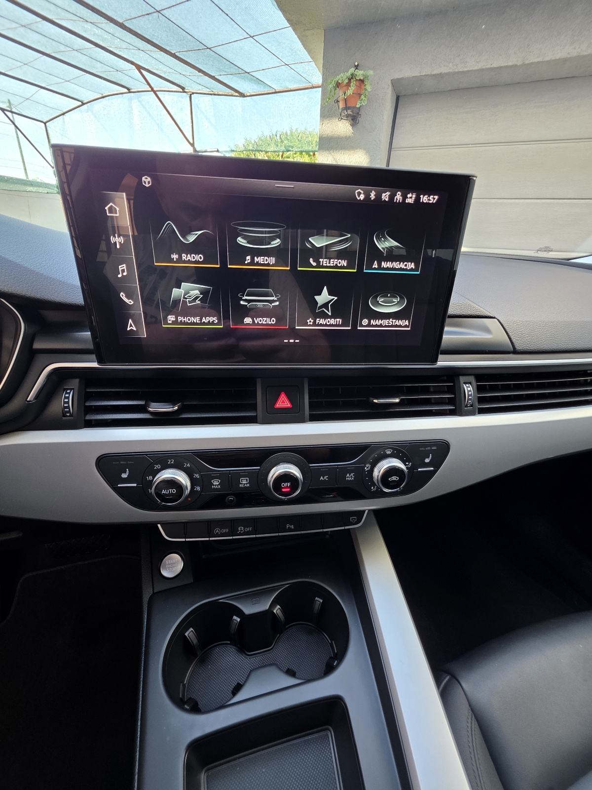 Audi A4 Avant 30 TDI S-Line Ext. S-tronic / Matrix / Head-up / Virtual, fotografija 16