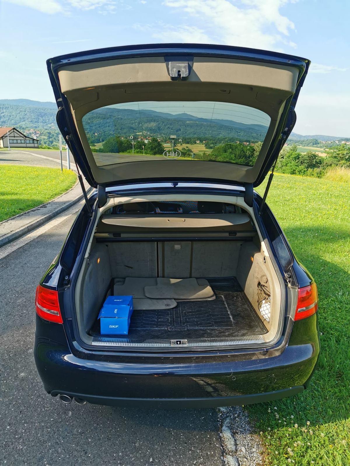 Audi A4 Avant 2,0 TDI Multitronic, fotografija 14