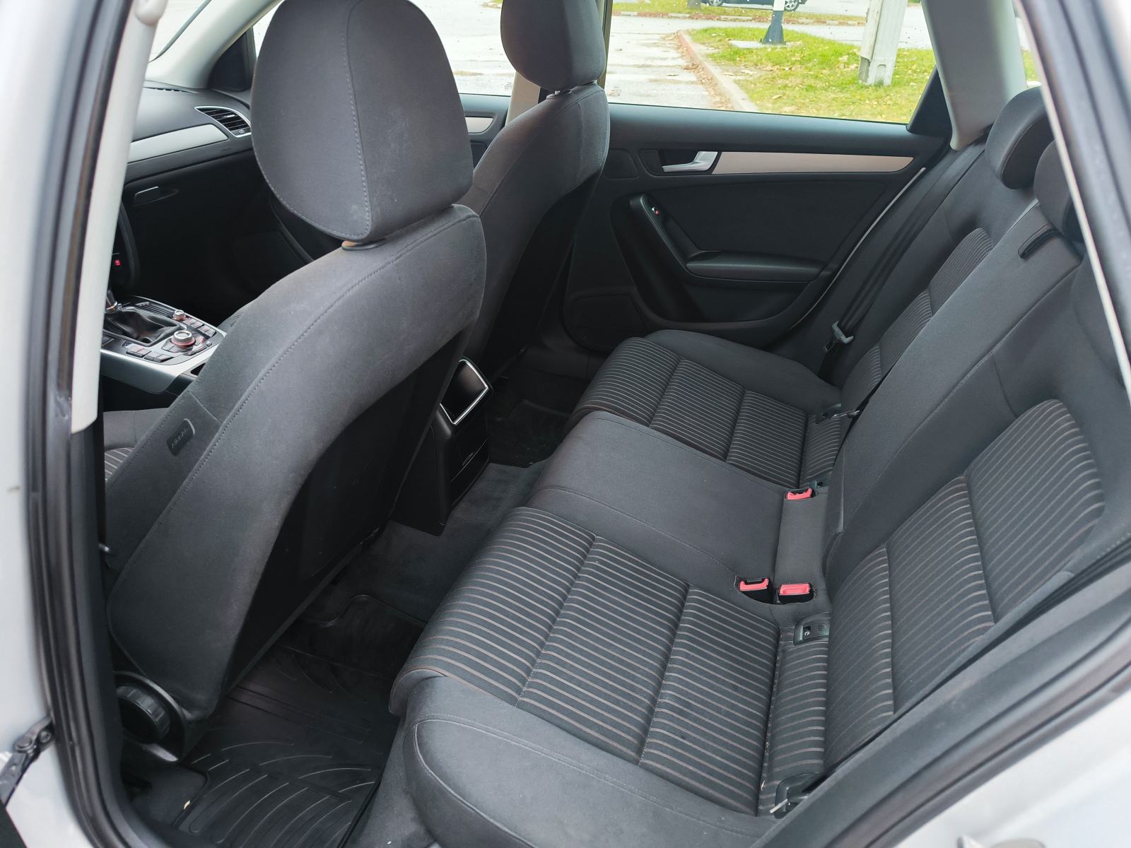Audi A4 Avant 2,0 TDI, fotografija 8