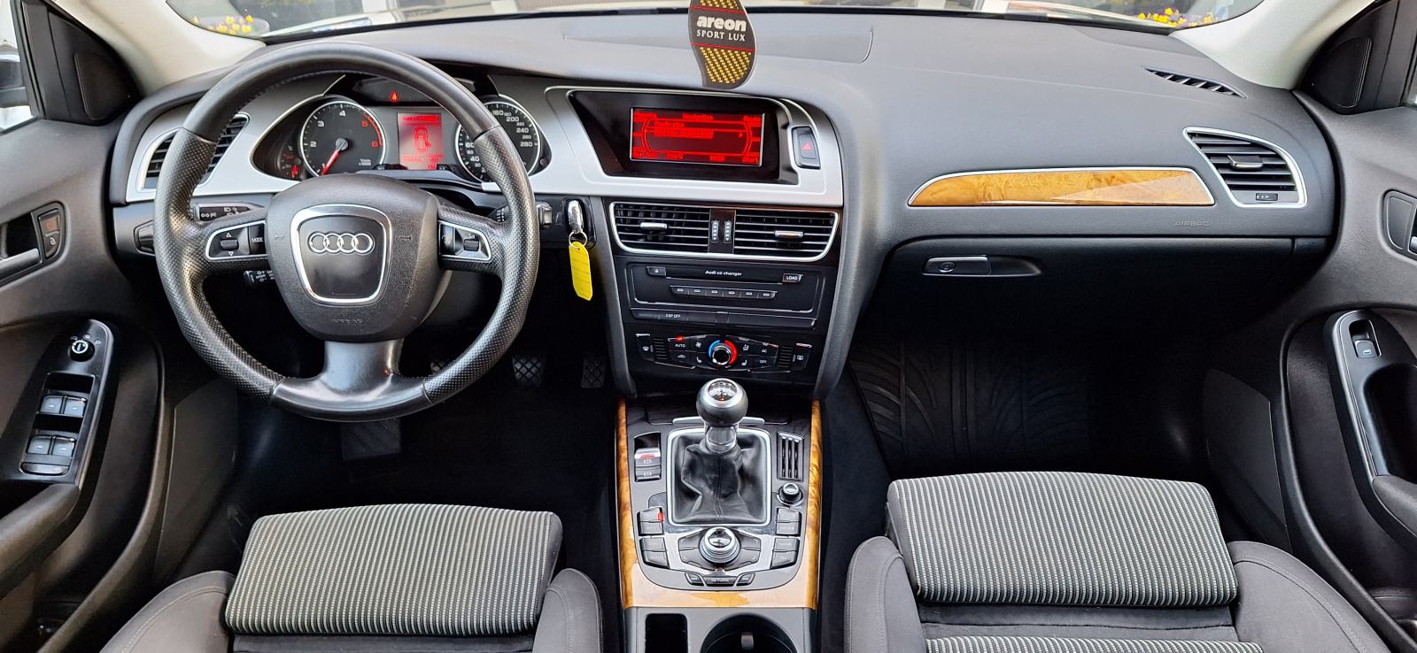 Audi A4 Avant 2,0 TDI, 6 BRZINA, BI-XENON, AUT. KLIMA, NAVI, TEMP..., fotografija 16