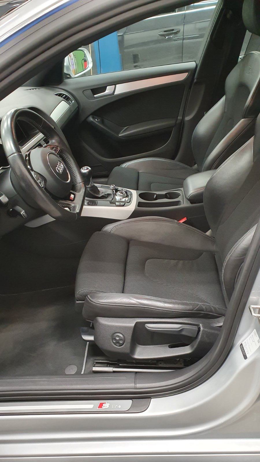 Audi A4 Avant 2,0 TDI, fotografija 6