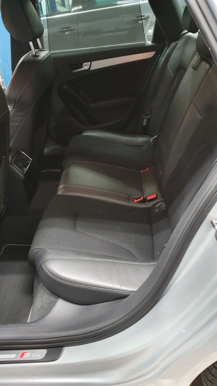 Audi A4 Avant 2,0 TDI, fotografija 7
