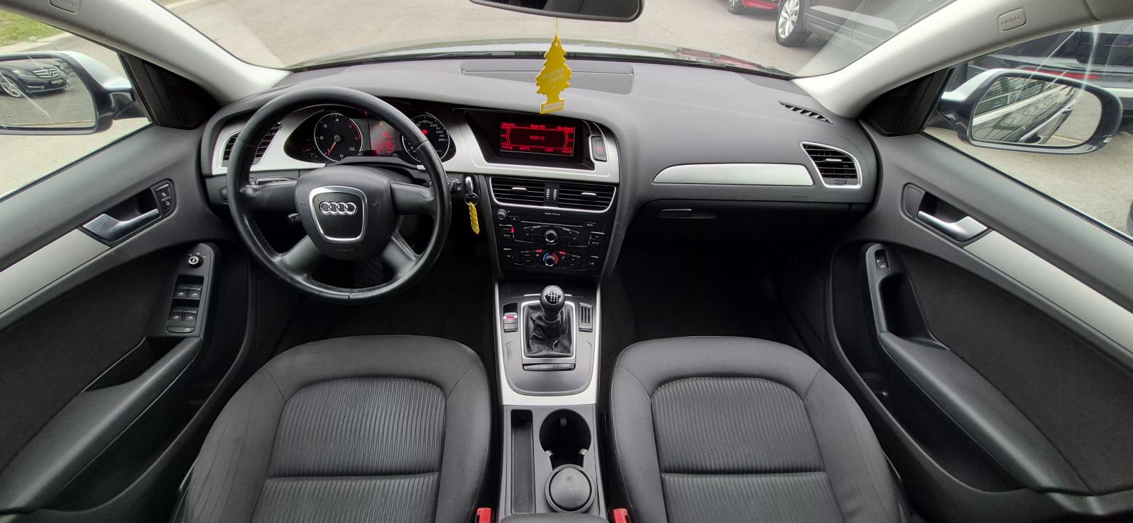 Audi A4 Avant 2,0 TDI, 6 BRZINA, BI-XENON, AUT. KLIMA, TEMP..., fotografija 20