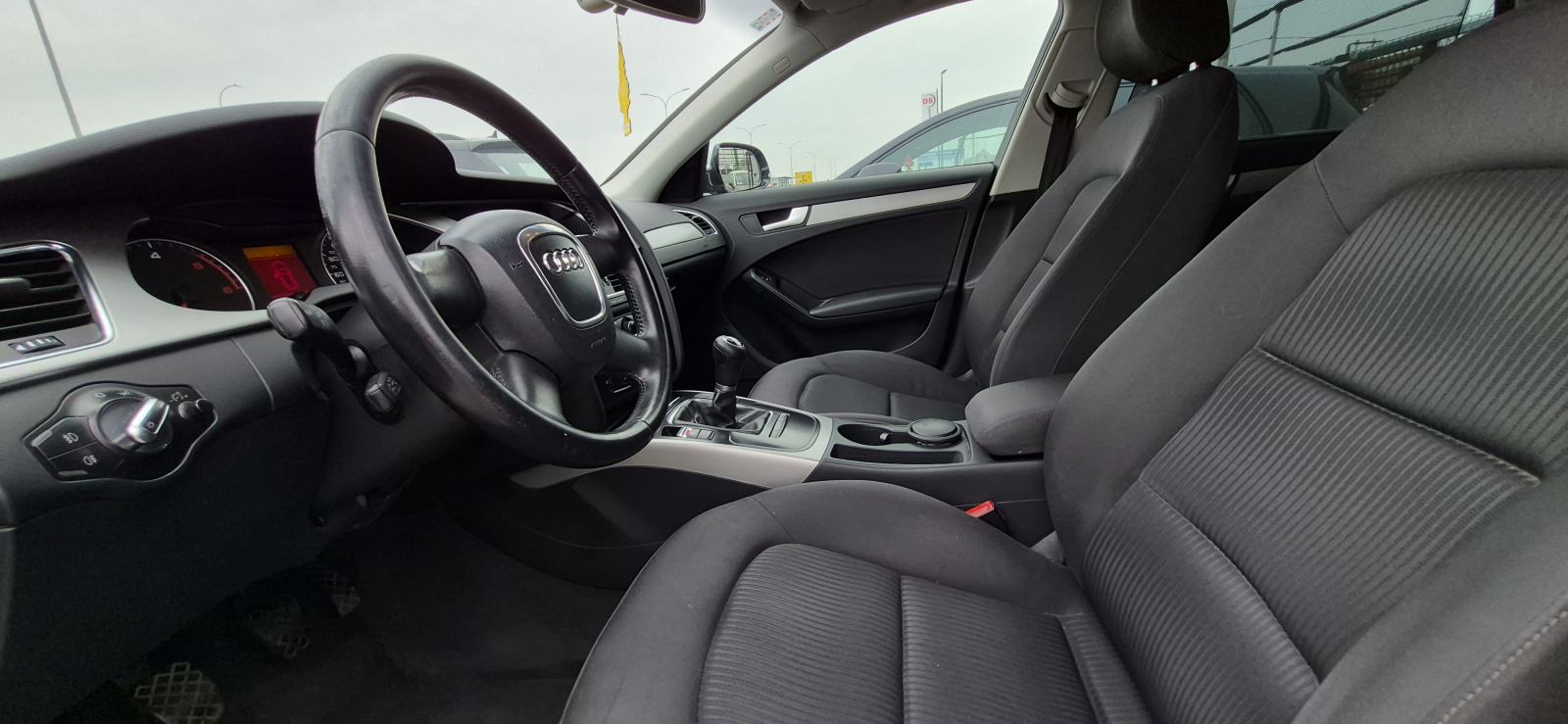 Audi A4 Avant 2,0 TDI, 6 BRZINA, BI-XENON, AUT. KLIMA, TEMP..., fotografija 12