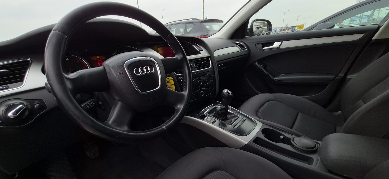 Audi A4 Avant 2,0 TDI, 6 BRZINA, BI-XENON, AUT. KLIMA, TEMP..., fotografija 11