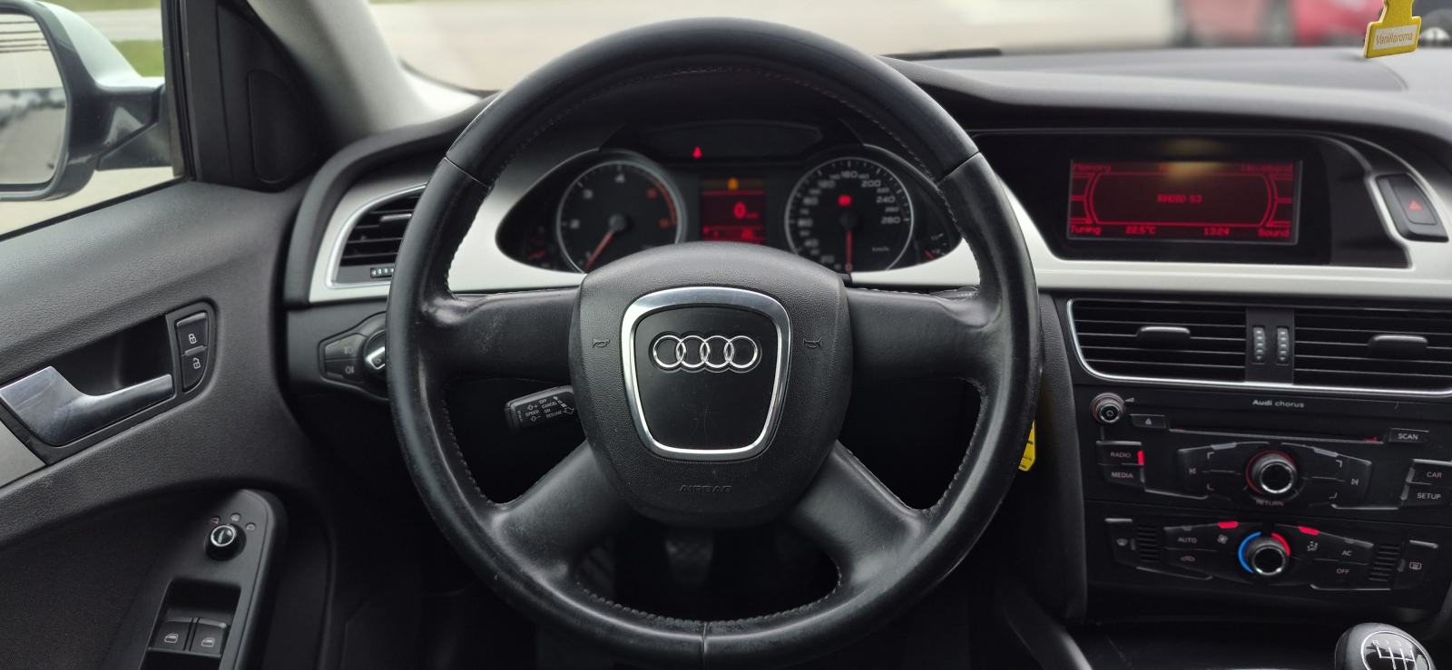 Audi A4 Avant 2,0 TDI, 6 BRZINA, BI-XENON, AUT. KLIMA, TEMP..., fotografija 13