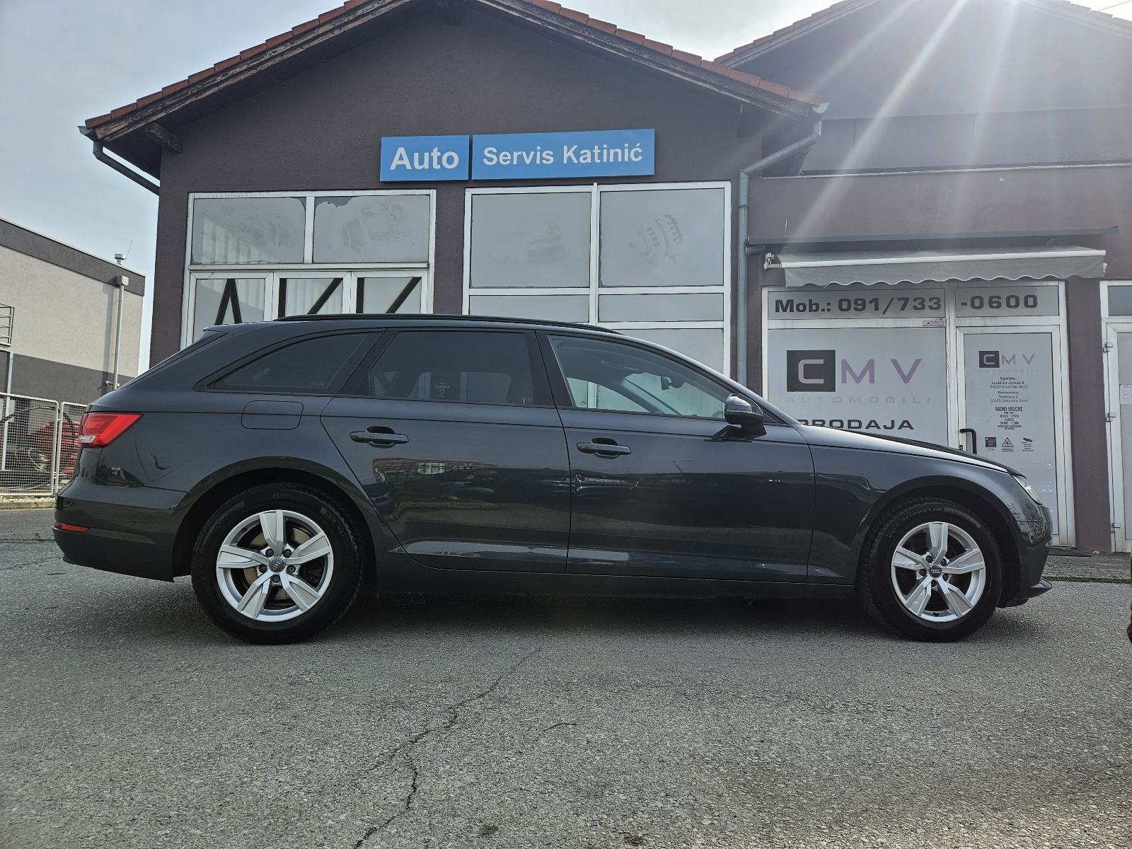 Audi A4 Avant 2,0 TDI, fotografija 10