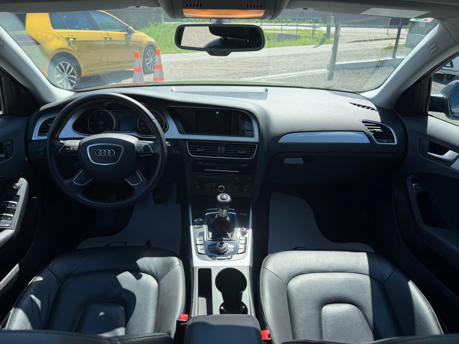 Audi A4 Avant 2,0 TDI NAVI,PDC,XENON,VELIKI SERVIS,TOP STANJE!!!, fotografija 15