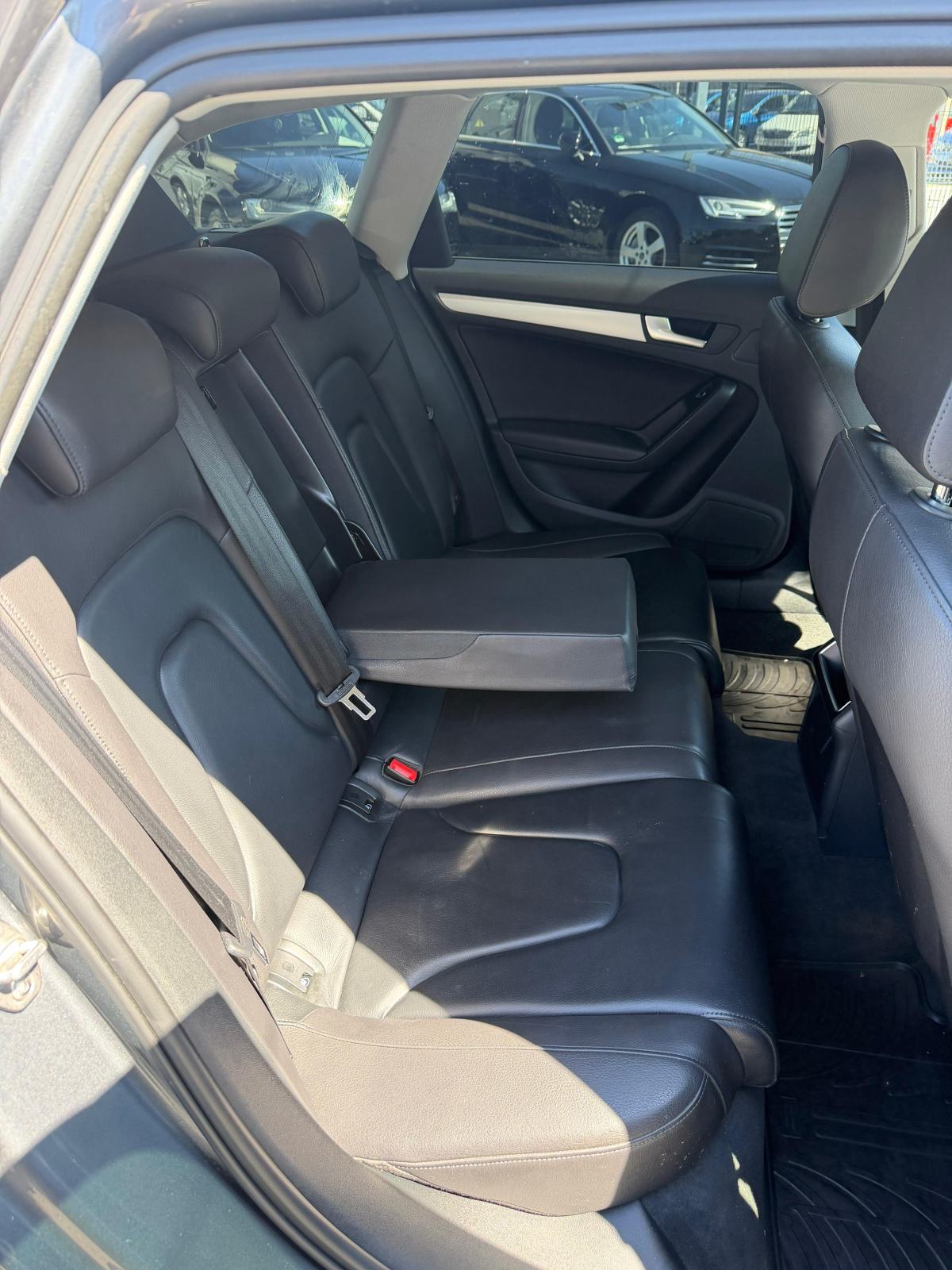 Audi A4 Avant 2,0 TDI NAVI,PDC,XENON,VELIKI SERVIS,TOP STANJE!!!, fotografija 18