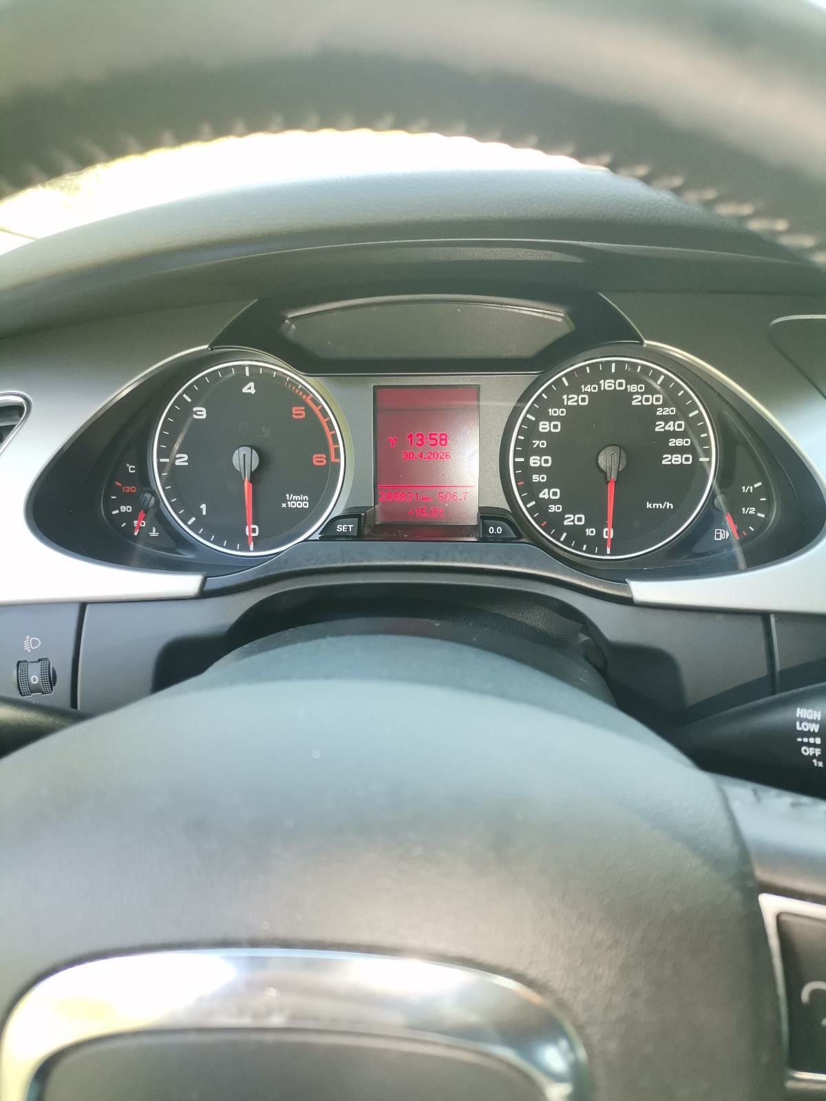 Audi A4 Avant 2,0 TDI, fotografija 6