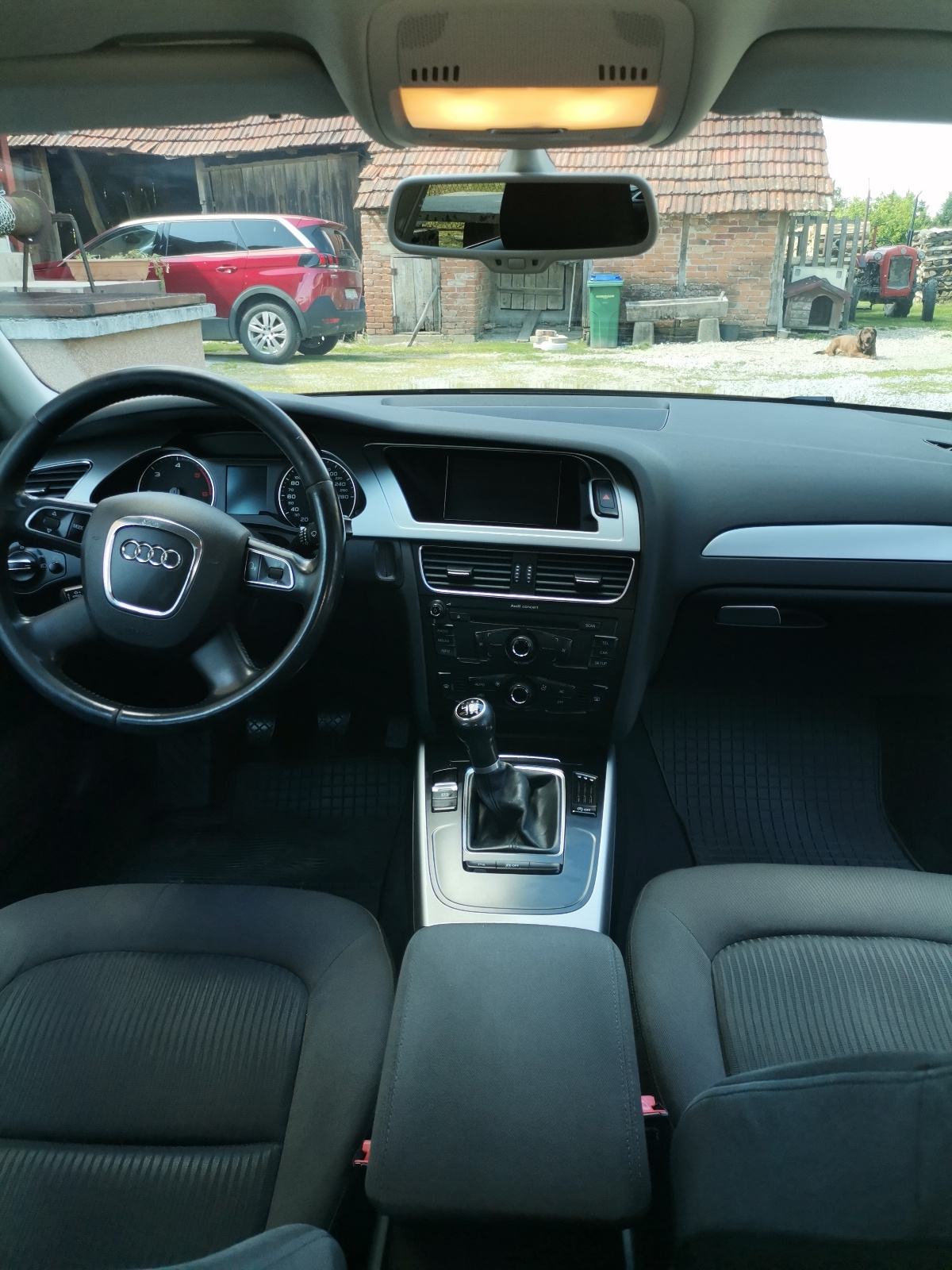Audi A4 Avant 2,0 TDI, fotografija 5