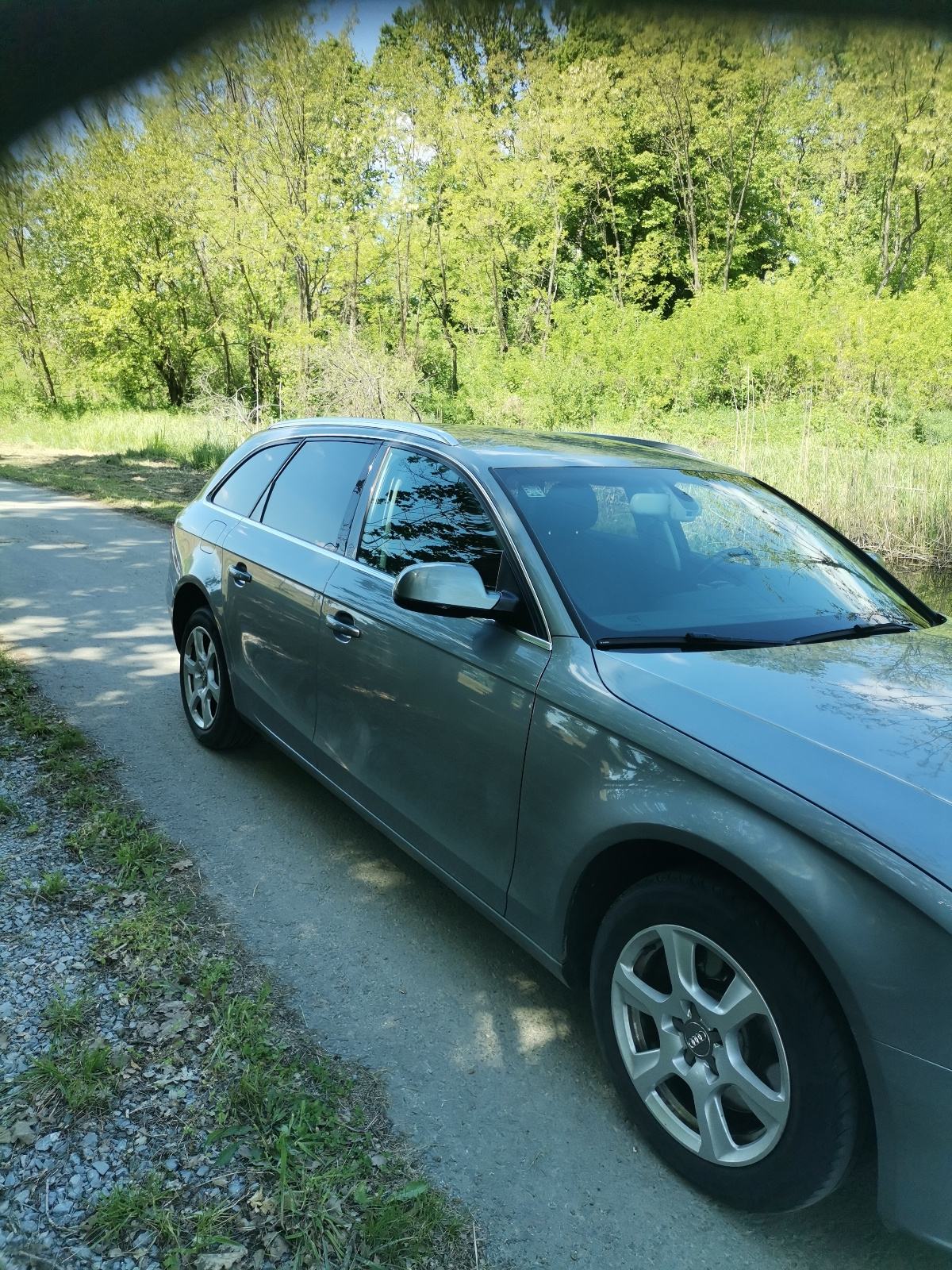 Audi A4 Avant 2,0 TDI, fotografija 4