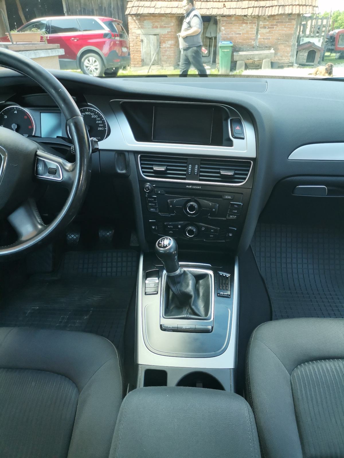 Audi A4 Avant 2,0 TDI, fotografija 16