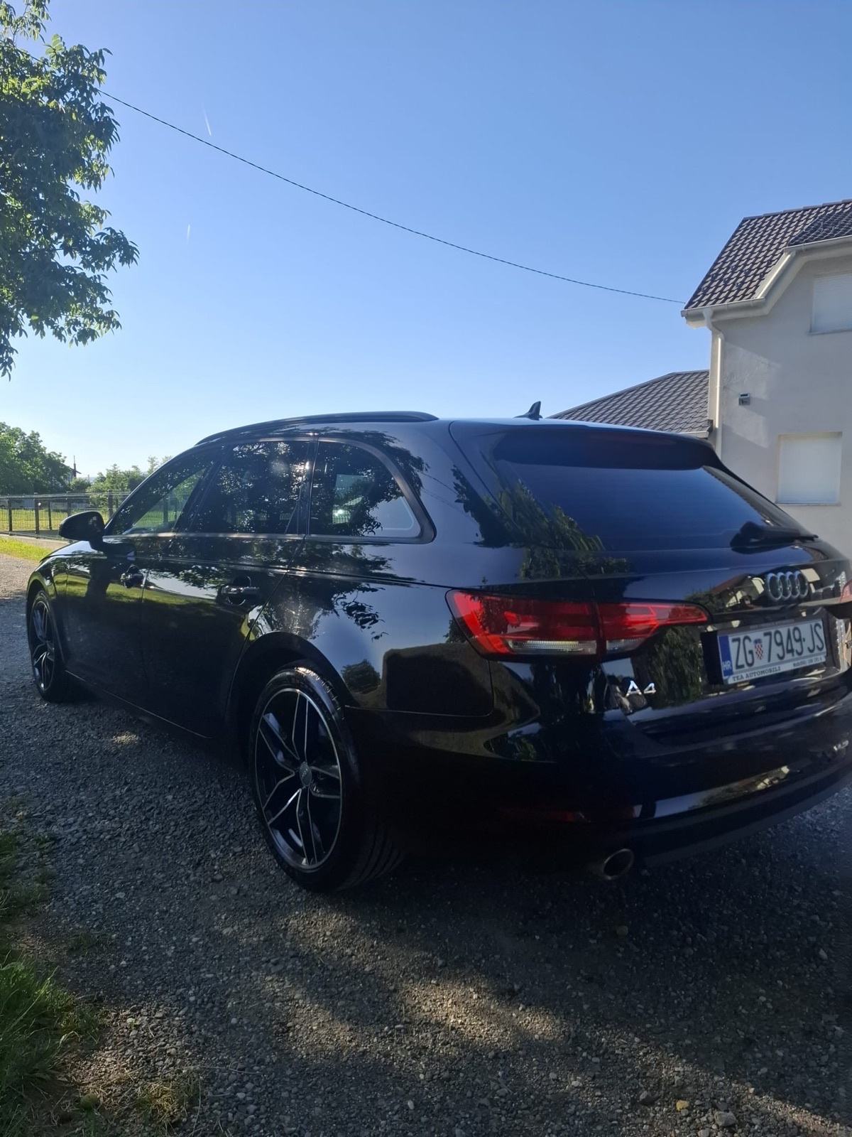 Audi A4 Avant 2,0 TDI, fotografija 4