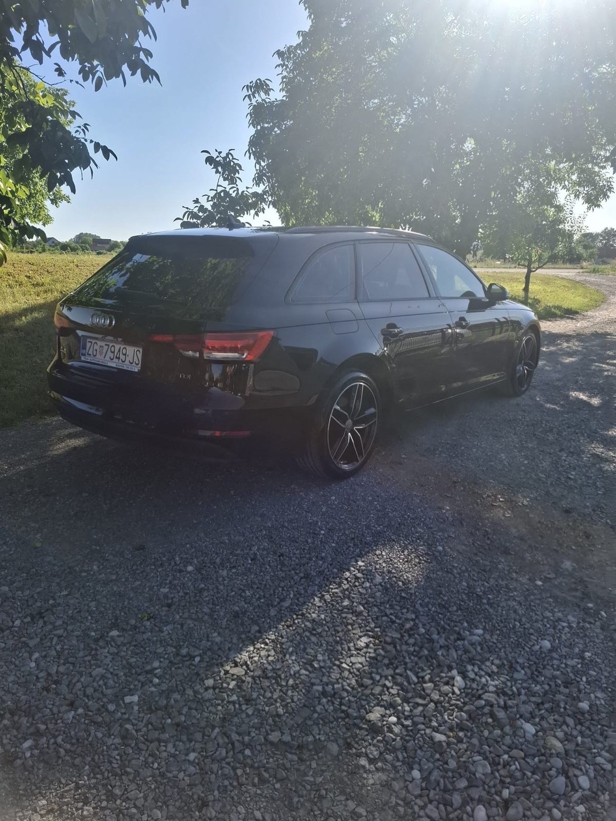 Audi A4 Avant 2,0 TDI, fotografija 5