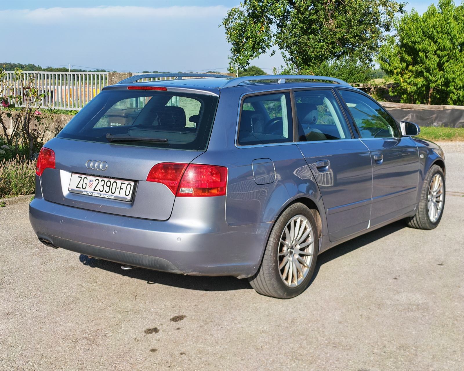 Audi A4 Avant 2,0 TDI, fotografija 5