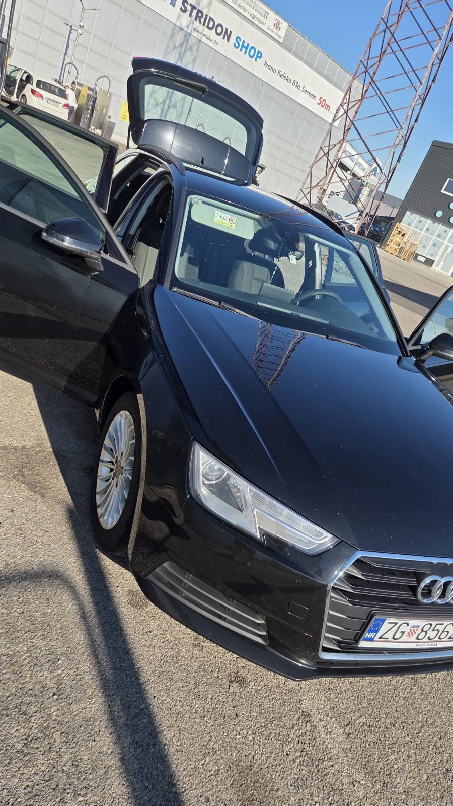 Audi A4 Avant 2,0 TDI, fotografija 3