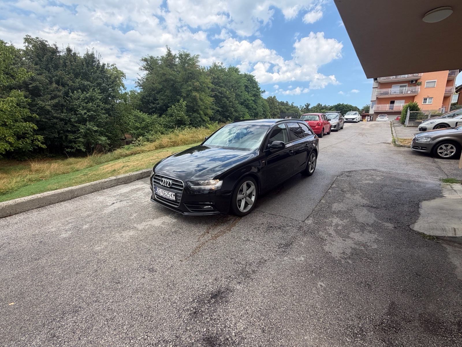 Audi A4 Avant 2,0 TDI, fotografija 3
