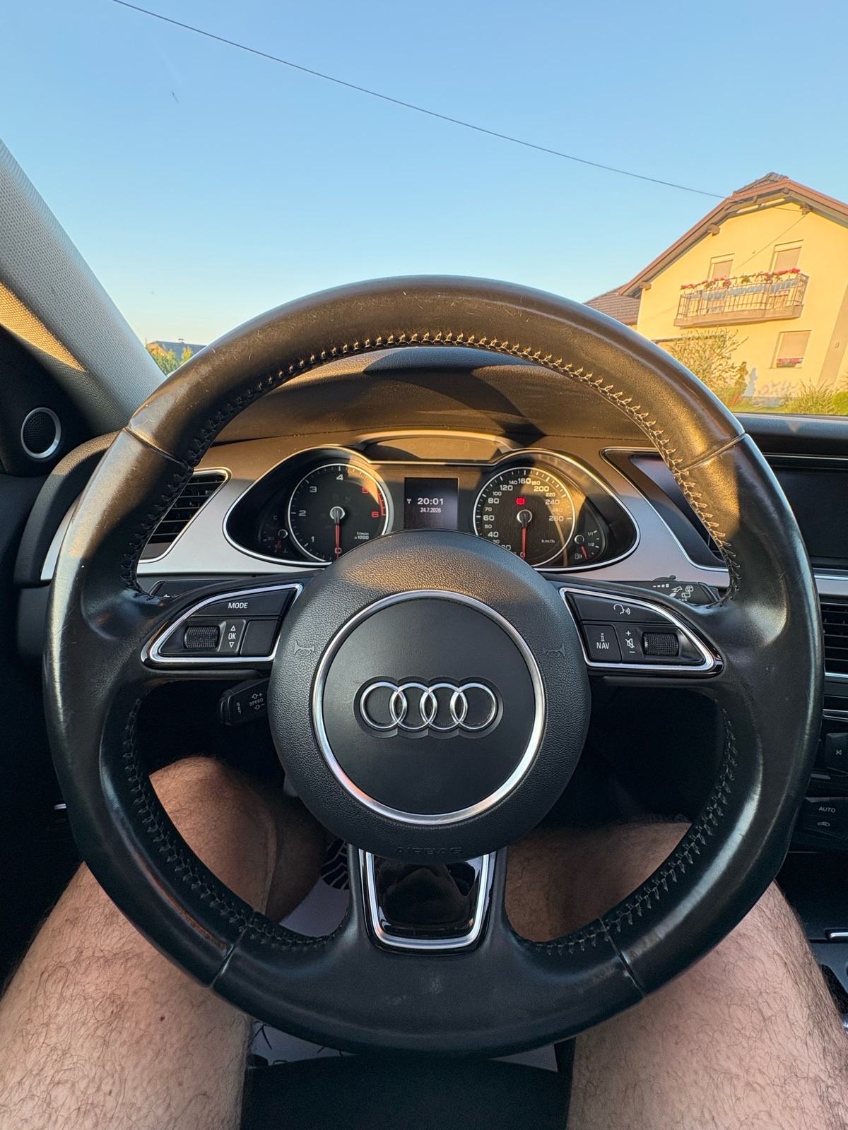 Audi A4 Avant 2,0 TDI QUATRO*130/177Ps*PRVI VLASNIK*TOP OPREMA*, fotografija 14