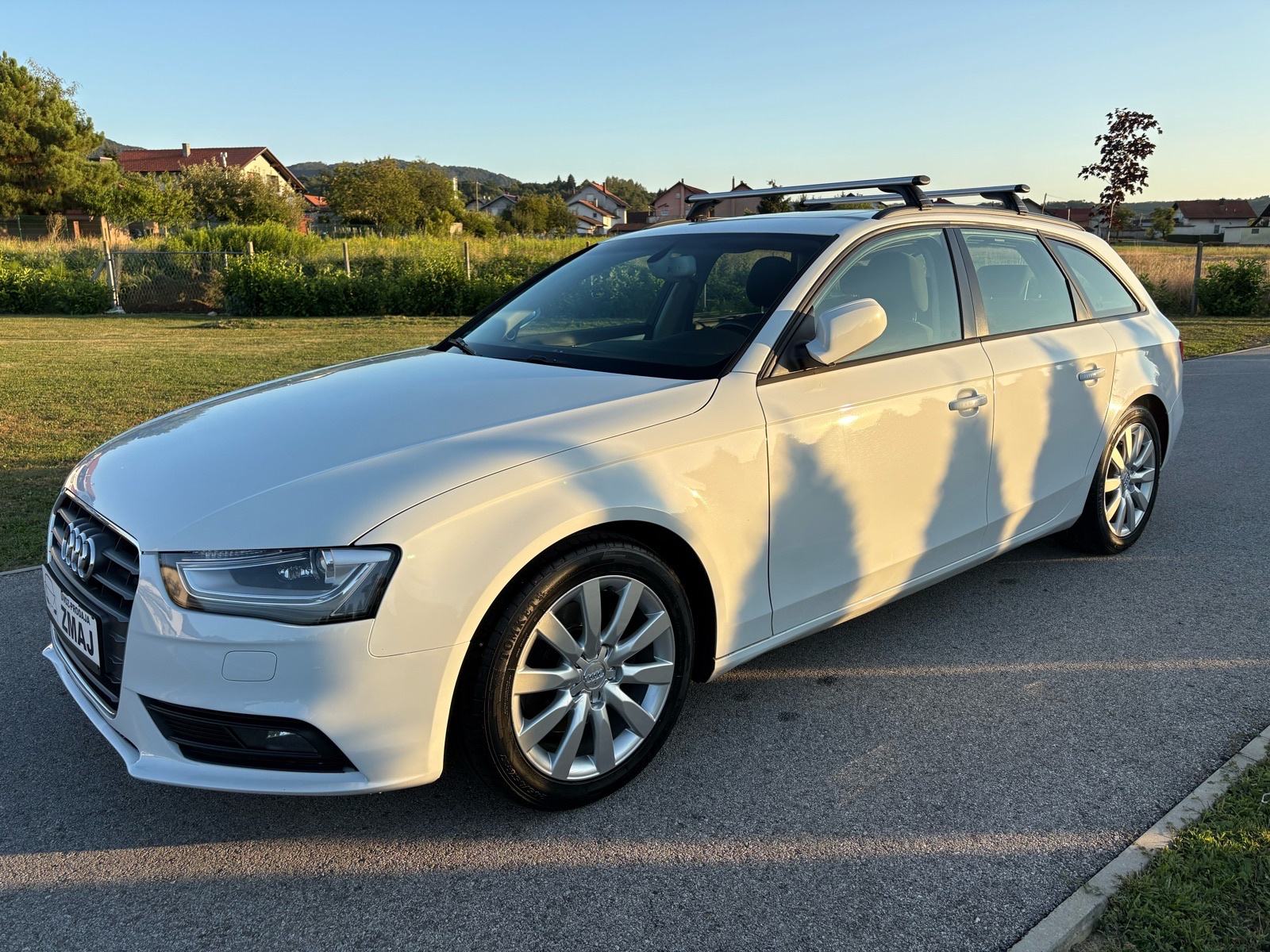 Audi A4 Avant 2,0 TDI QUATRO*130/177Ps*PRVI VLASNIK*TOP OPREMA*, fotografija 3