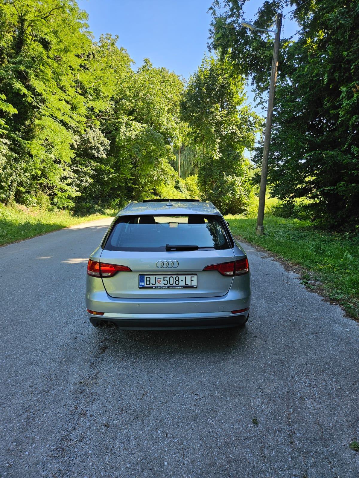 Audi A4 Avant 2,0 TDI, fotografija 3