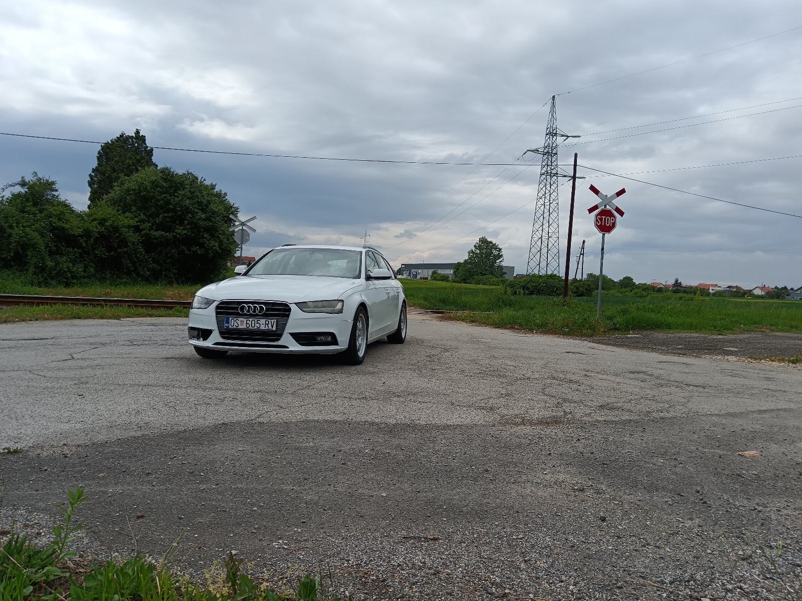 Audi A4 Avant 2,0 TDI, fotografija 11