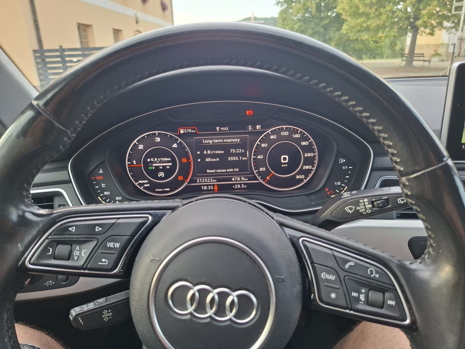 Audi A4 Avant 2,0 TDI, fotografija 11