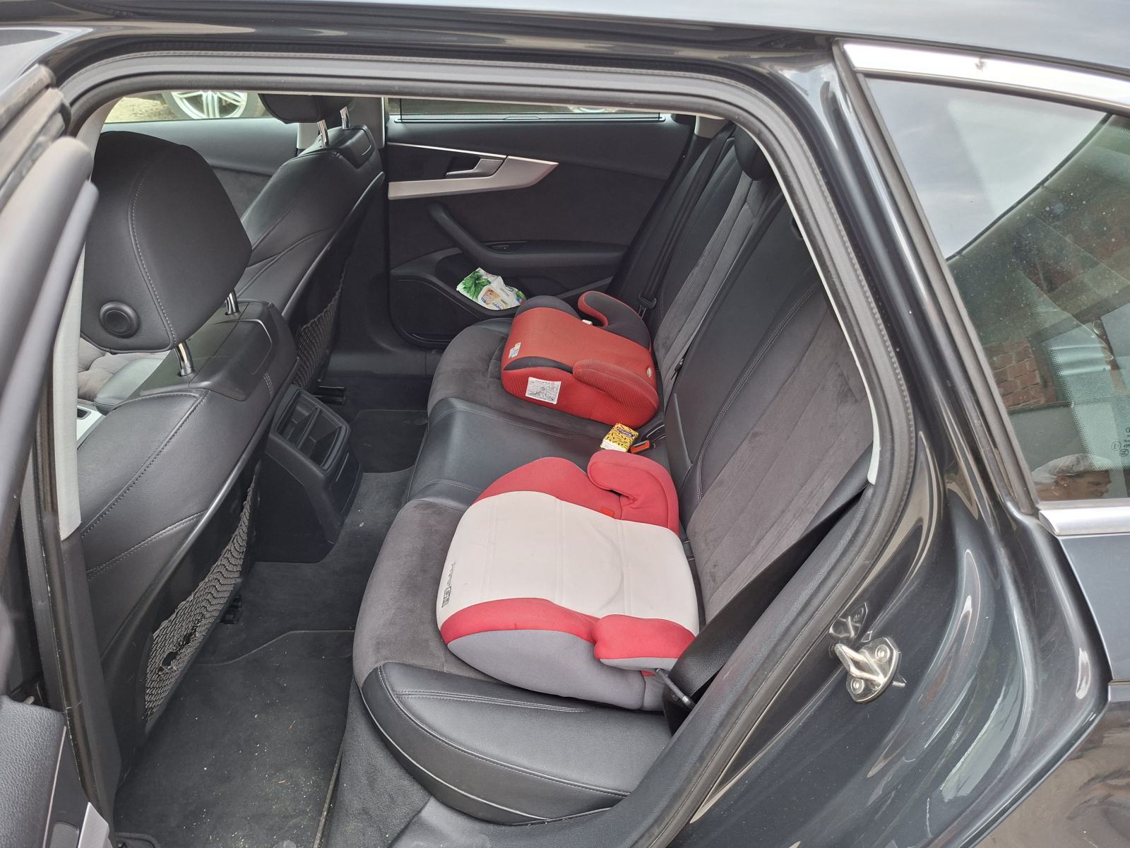 Audi A4 Avant 2,0 TDI, fotografija 12