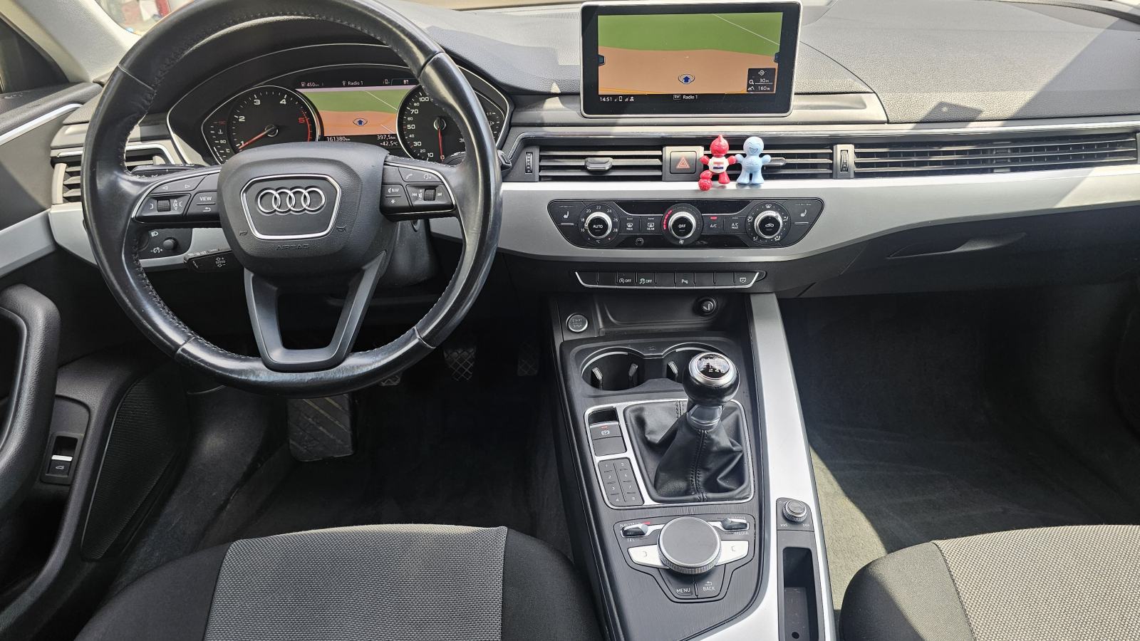 Audi A4 Avant 2,0 TDI, fotografija 11