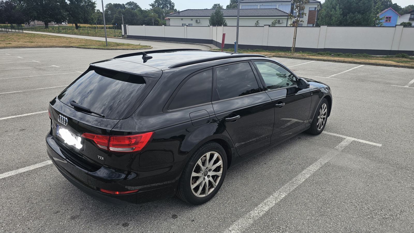 Audi A4 Avant 2,0 TDI, fotografija 7