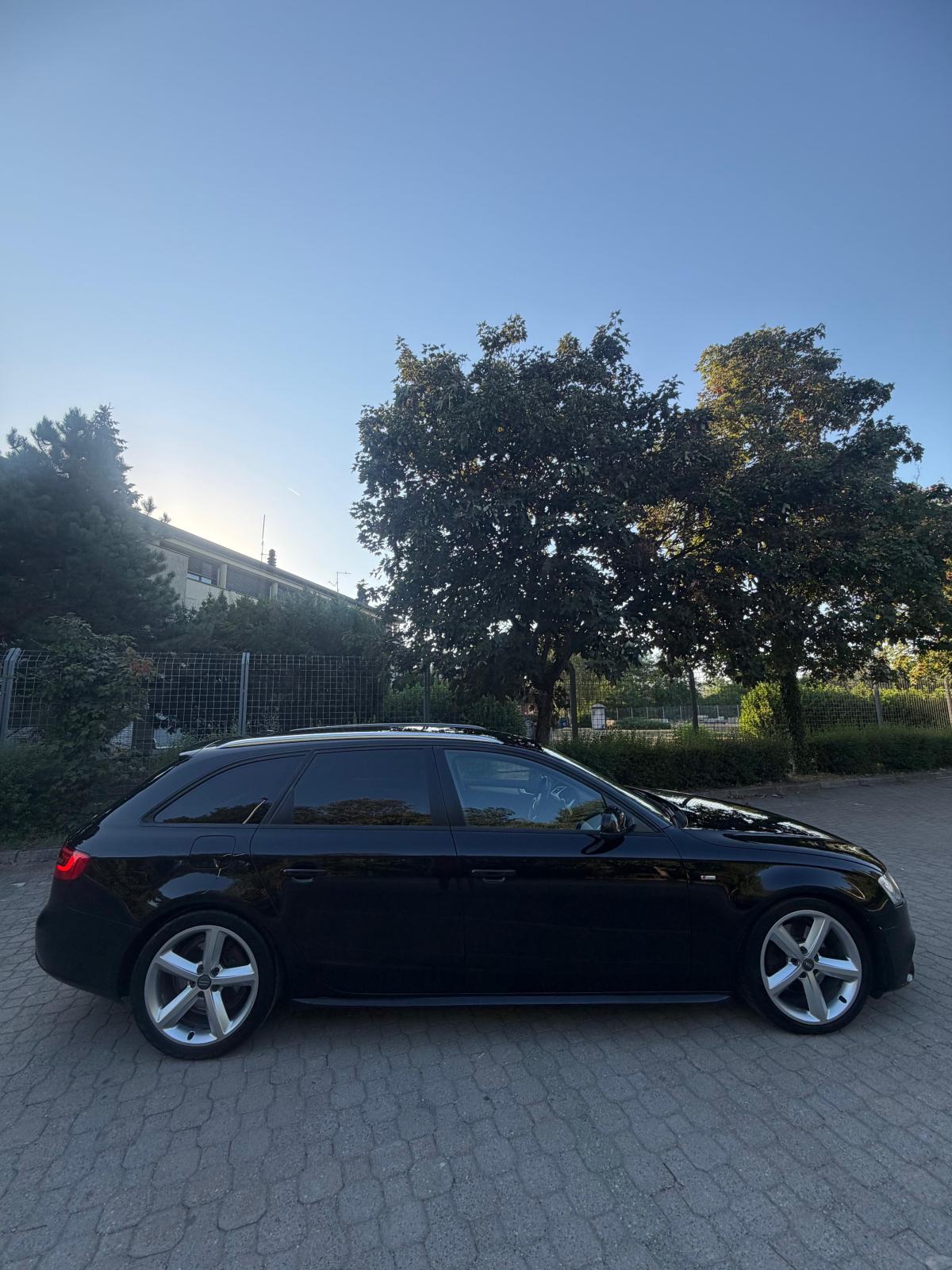 Audi A4 Avant 2,0 TDI, fotografija 4