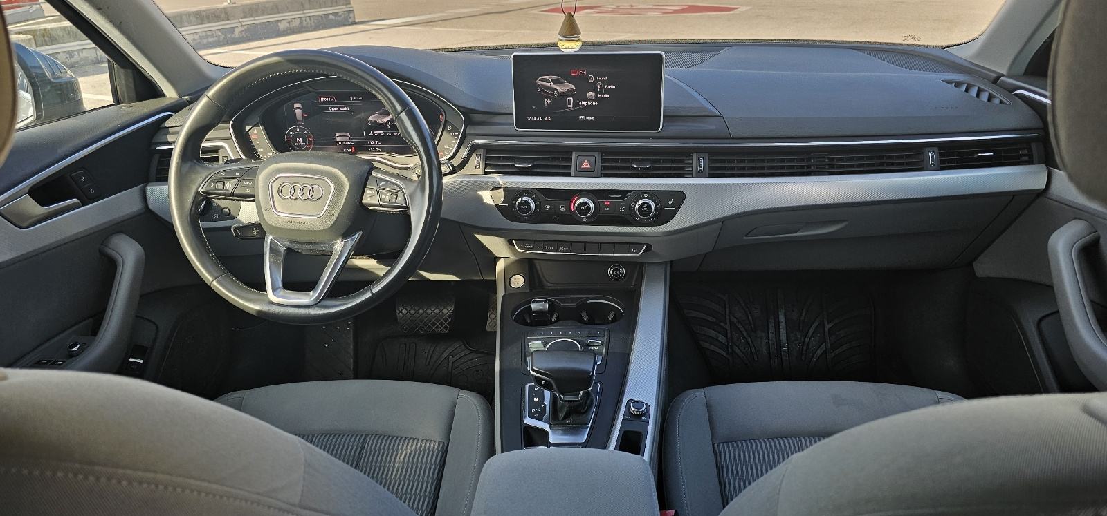 Audi A4 Avant 2,0 TDI Sport, fotografija 13