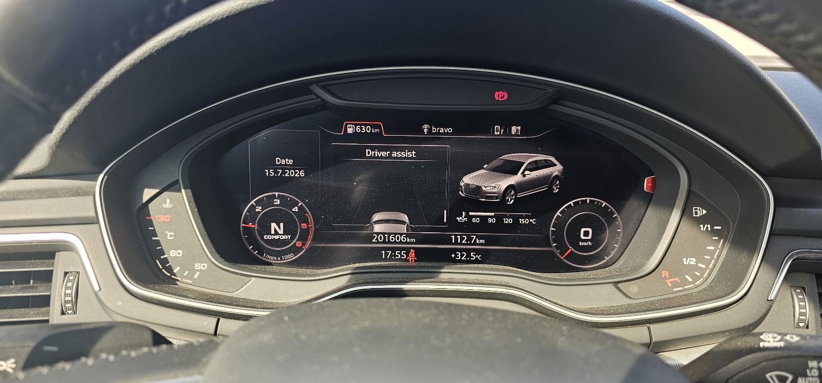 Audi A4 Avant 2,0 TDI Sport, fotografija 14