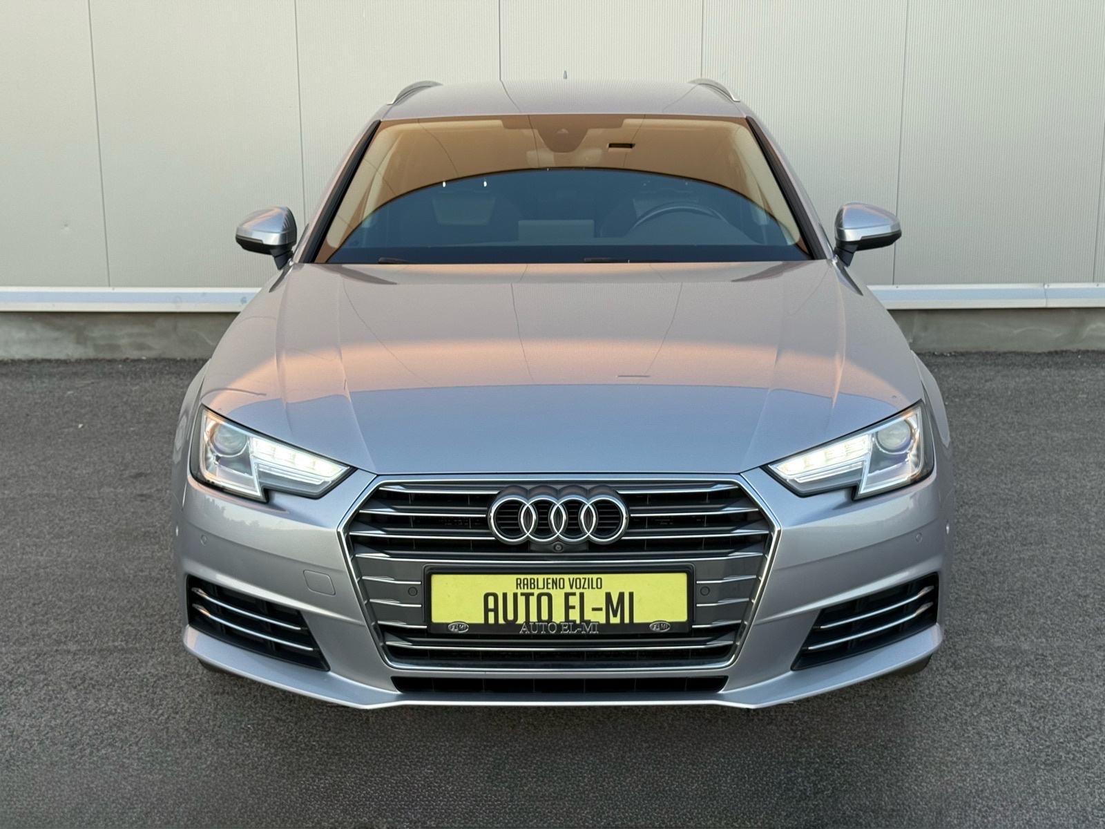 Audi A4 Avant 2,0 TDI Sport *S-Tronic*KAMERE 360*VIRTUAL*VELIKI SERVIS, pogled izvana - slika 5