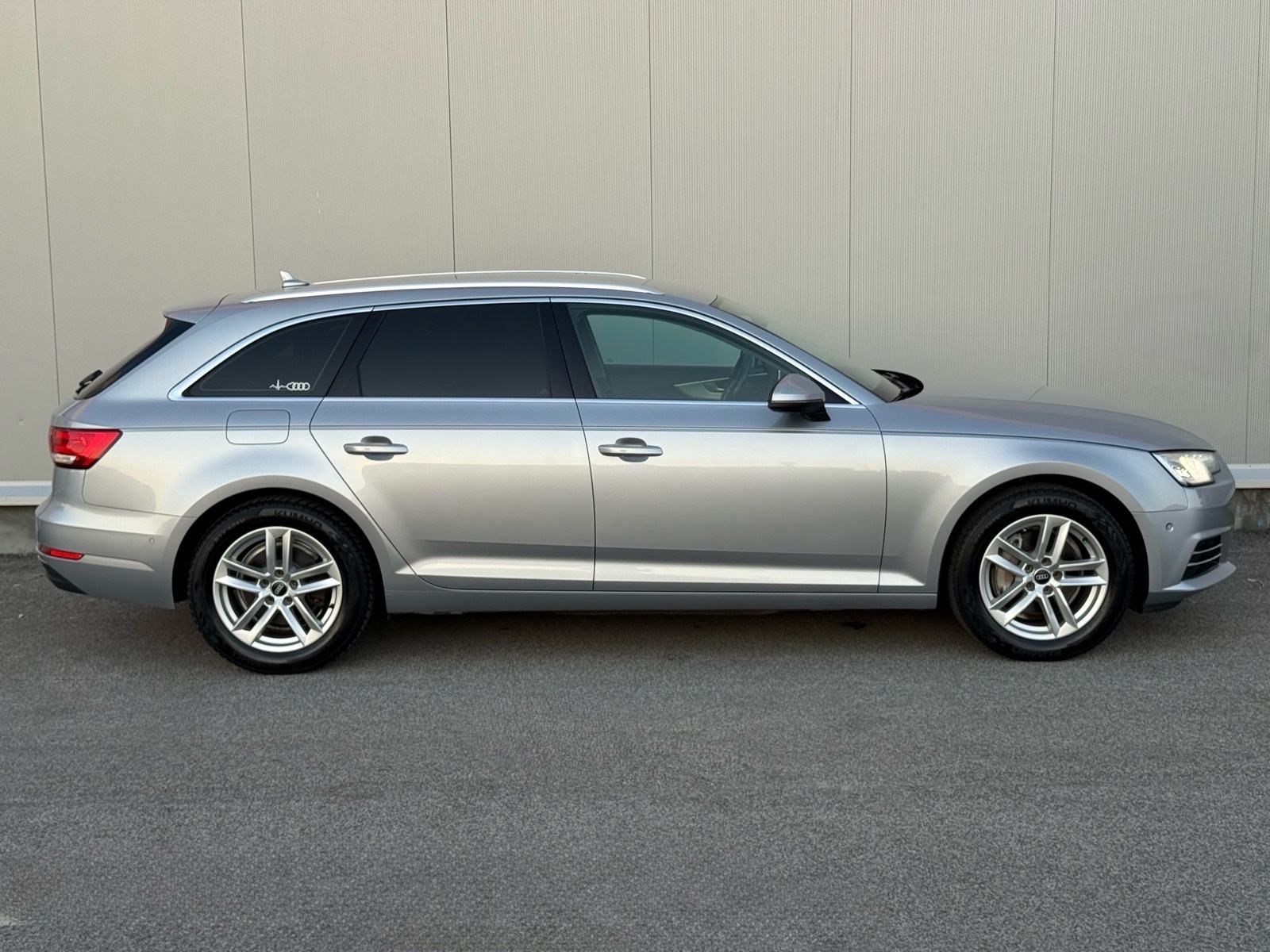 Audi A4 Avant 2,0 TDI Sport *S-Tronic*KAMERE 360*VIRTUAL*VELIKI SERVIS, fotografija 11