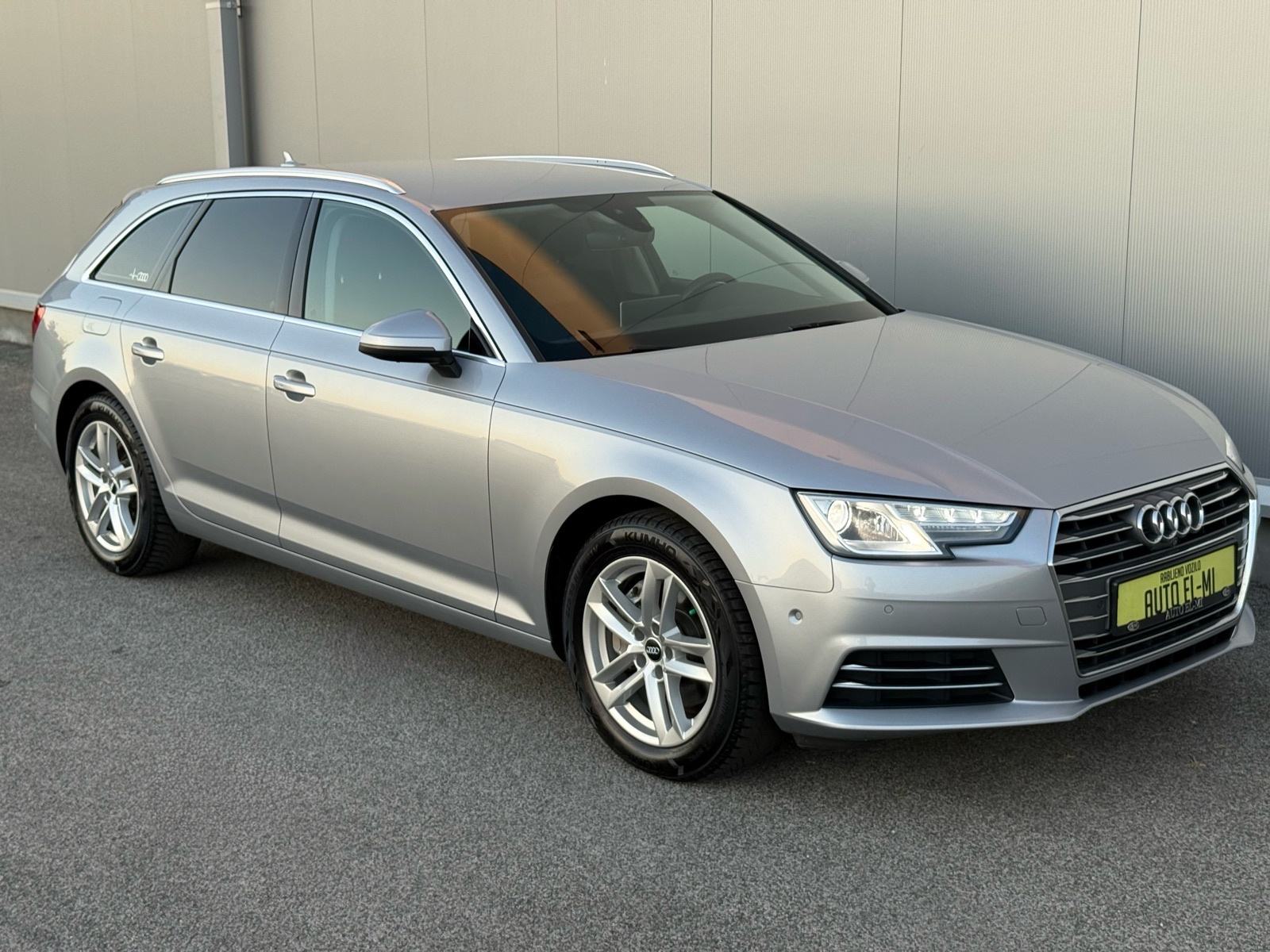 Audi A4 Avant 2,0 TDI Sport *S-Tronic*KAMERE 360*VIRTUAL*VELIKI SERVIS, fotografija 12
