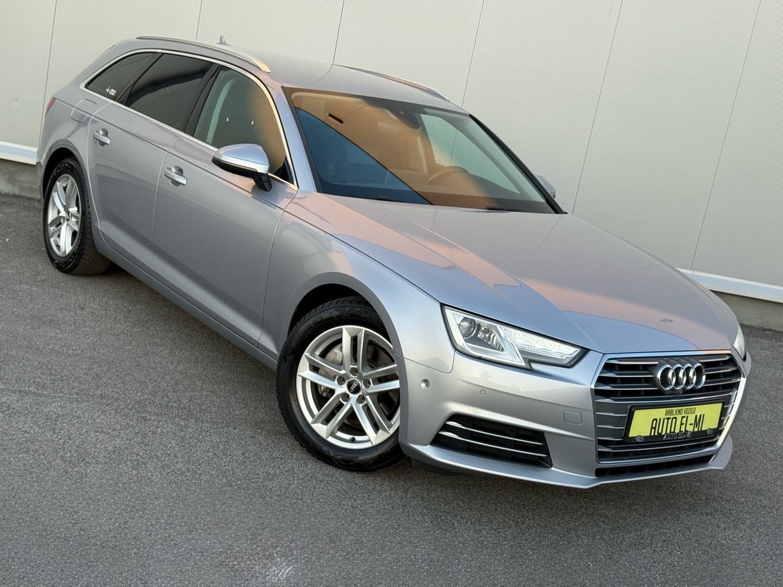 Audi A4 Avant 2,0 TDI Sport *S-Tronic*KAMERE 360*VIRTUAL*VELIKI SERVIS, pogled izvana - slika 3
