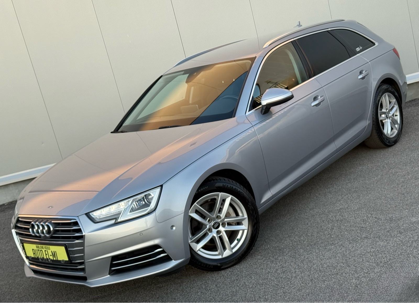 Audi A4 Avant 2,0 TDI Sport *S-Tronic*KAMERE 360*VIRTUAL*VELIKI SERVIS, pogled izvana - slika 1