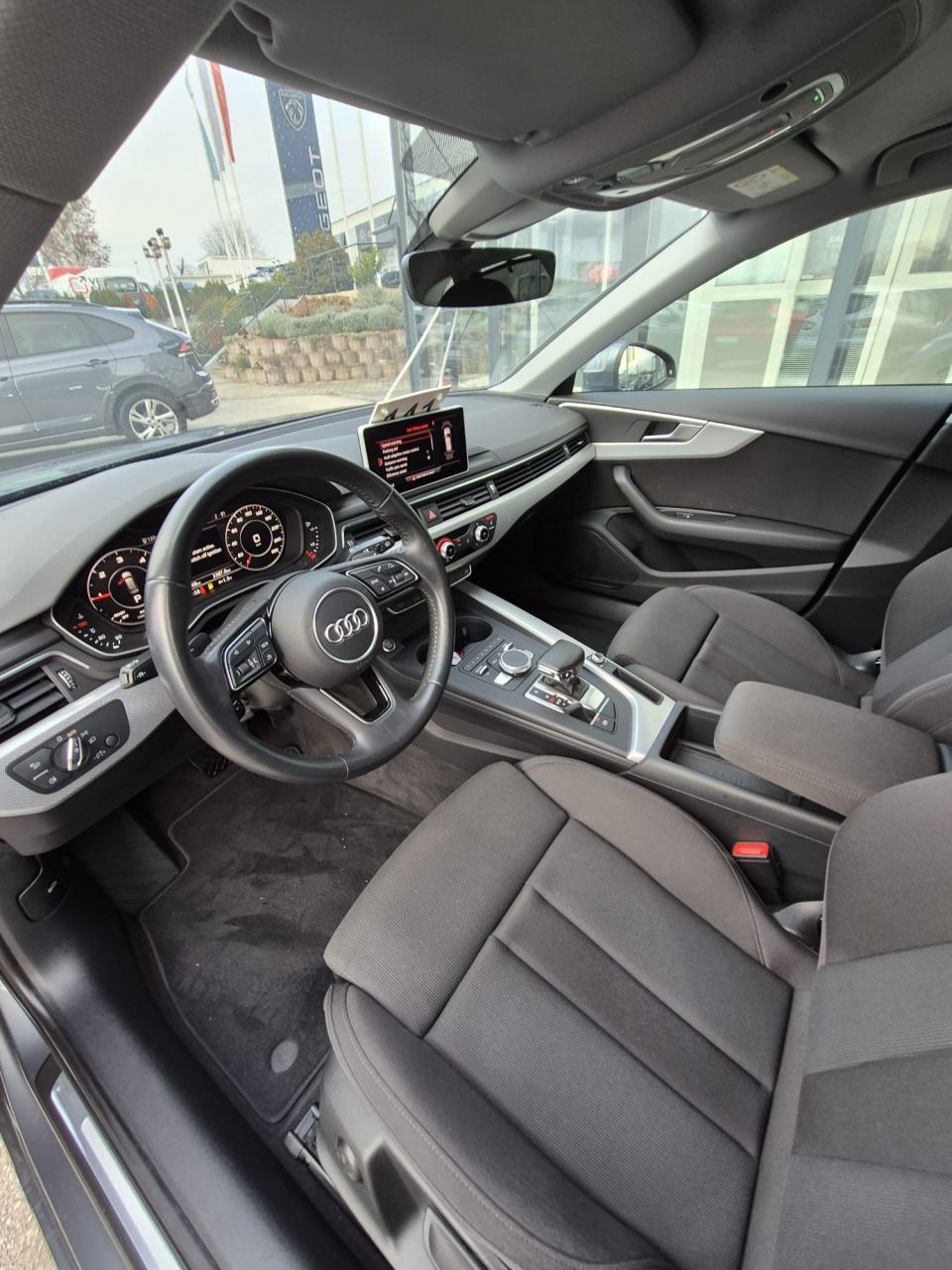 Audi A4 Avant 2,0 TDI Sport S tronic *VIRTUALNI*2 SETA FELGI*, fotografija 15