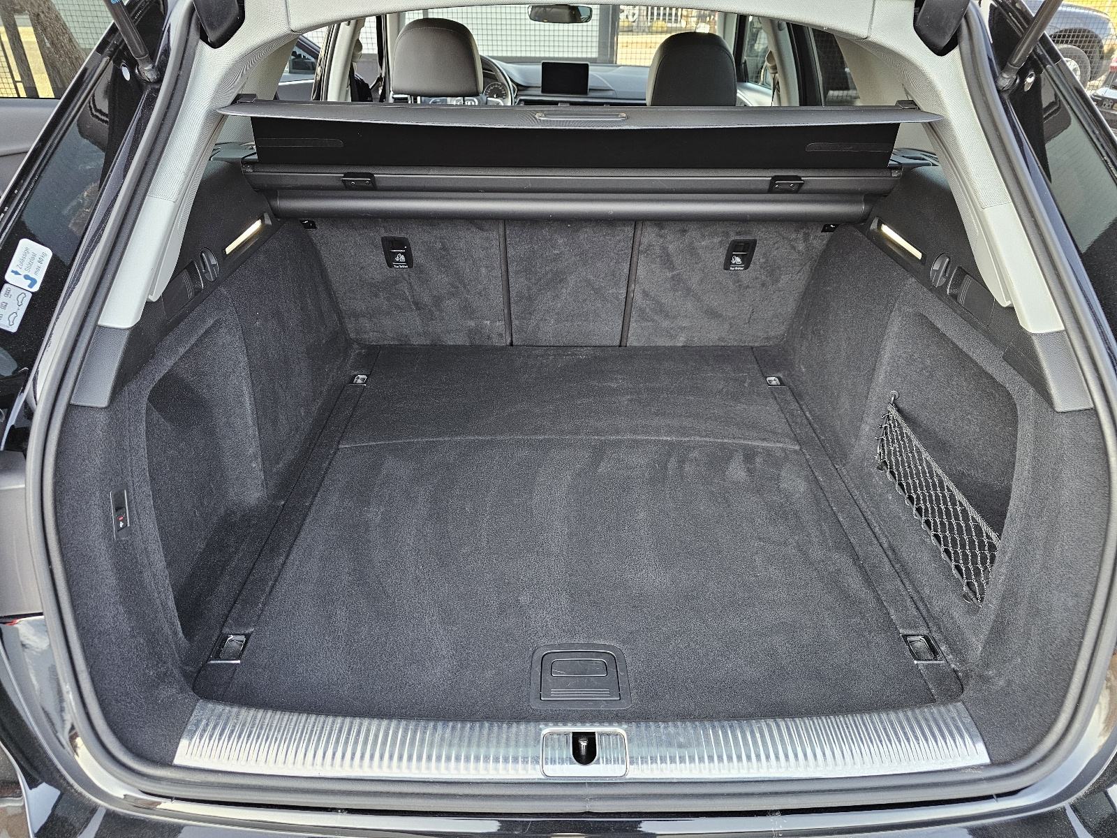 Audi A4 Avant 2,0 TDI ***TOP-STANJE***VELIKI-SERVIS**FACELIFT-MODEL**, fotografija 11